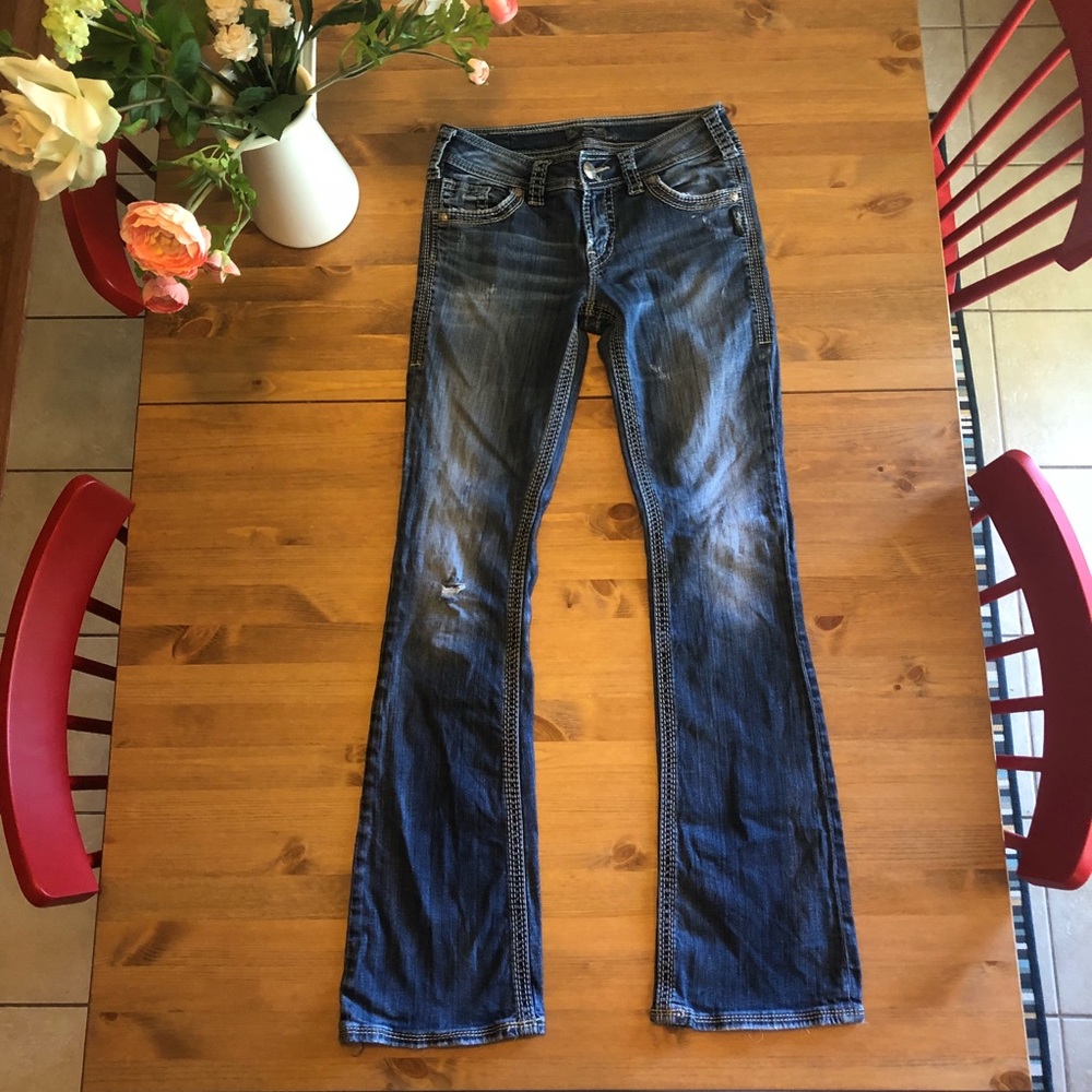 Silver Jeans Co | Distressed Jeans